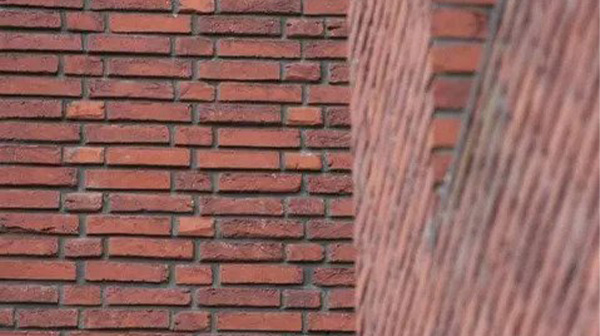 Comparison of semi-clay bricks and cement bricks in building